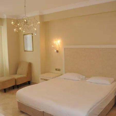 Goldcity Hotel 5*